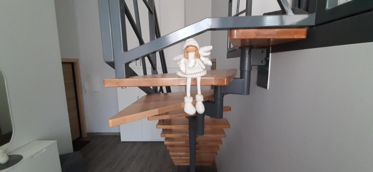 Familia Apartments Вильнюс Экстерьер фото
