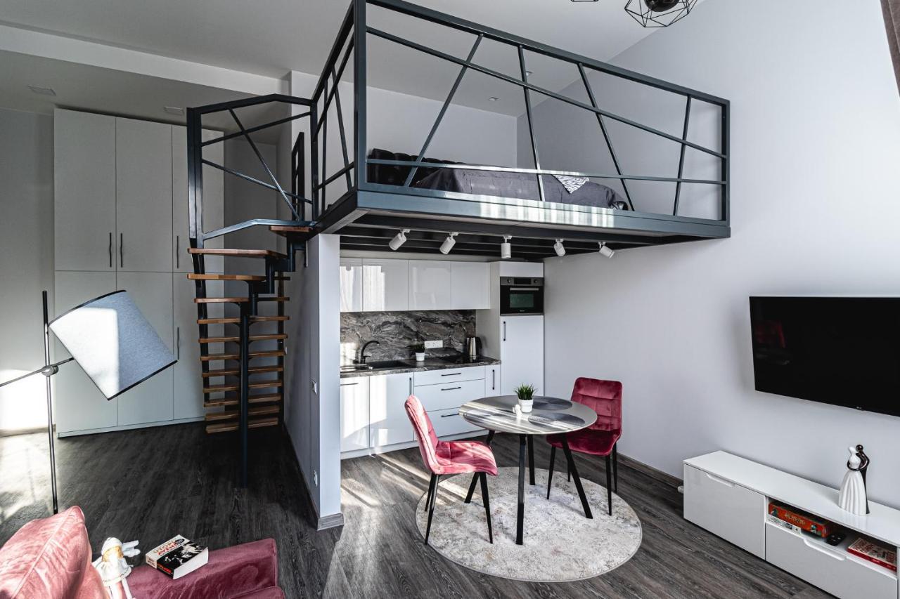 Familia Apartments Вильнюс Экстерьер фото