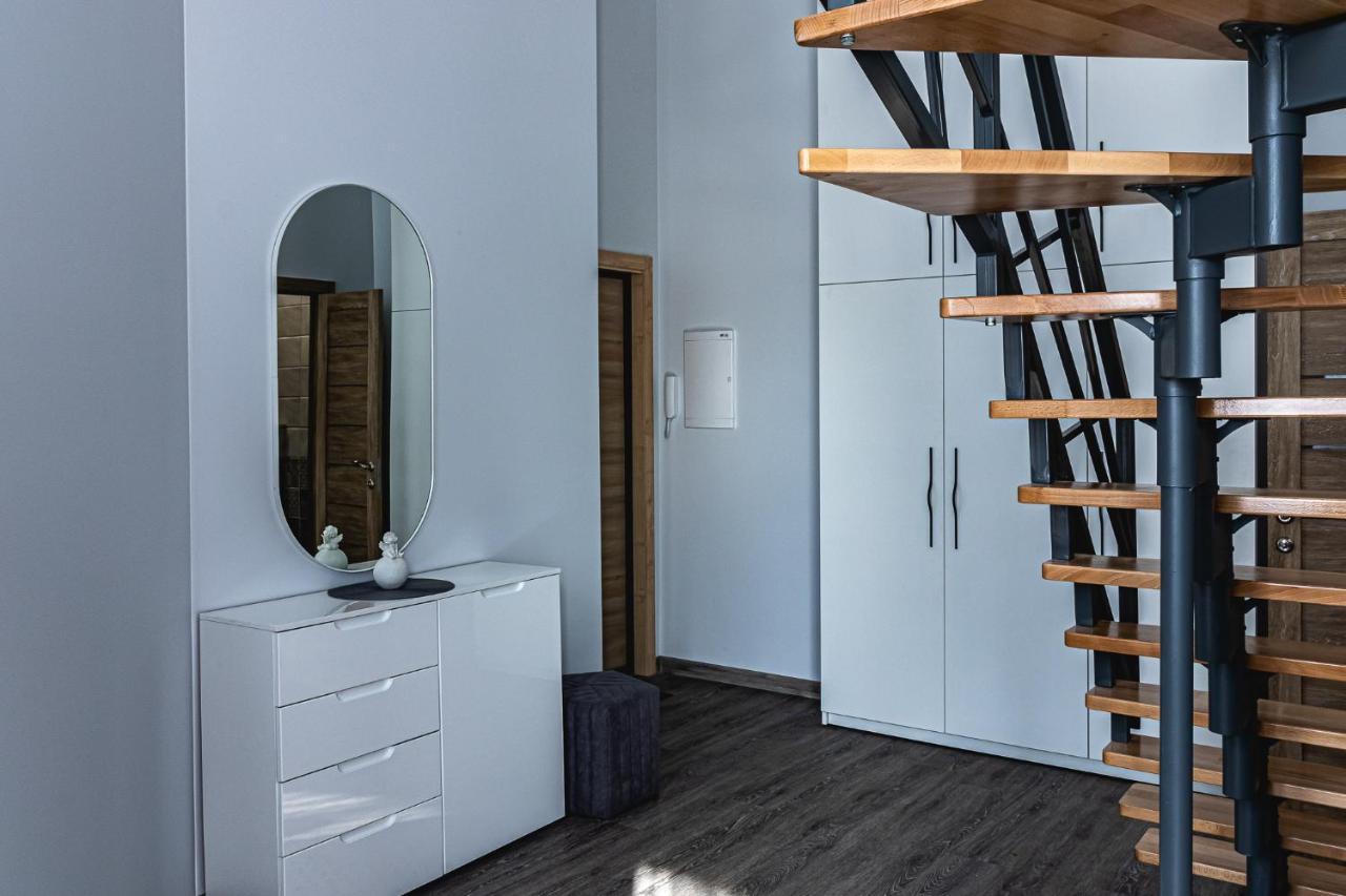 Familia Apartments Вильнюс Экстерьер фото