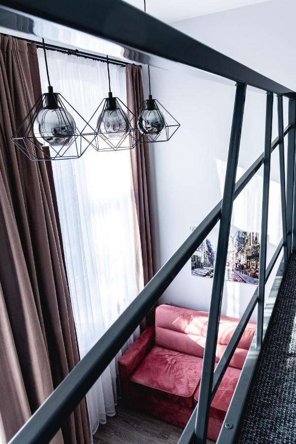 Familia Apartments Вильнюс Экстерьер фото